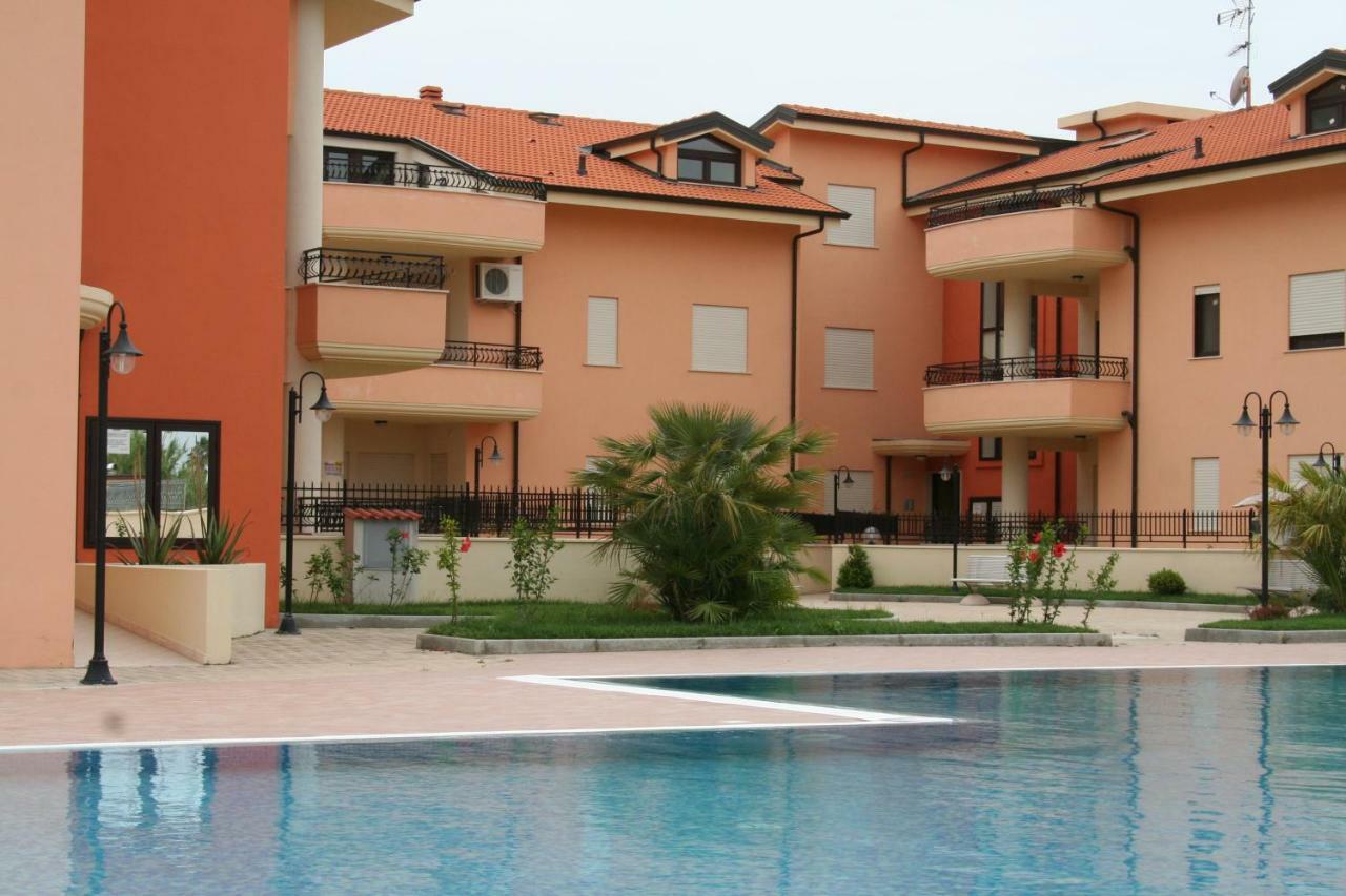 Apartamento Sabbia Di Marinella Pizzo  Exterior foto